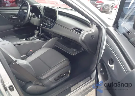 2024 Lexus Es 300H from USA, damaged, VIN 58ADA1C1XRU041545